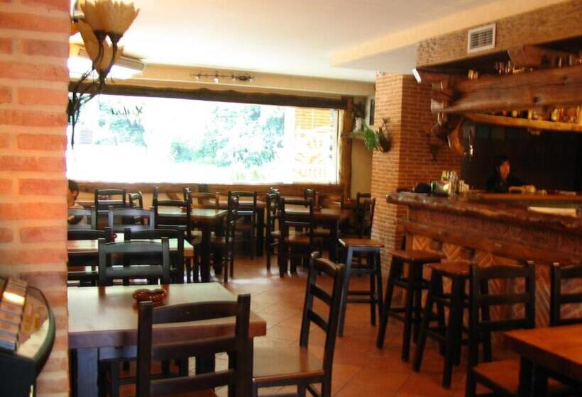 بنسيون Hostal Xaloa Orio