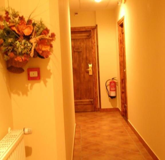 بنسيون Hostal Xaloa Orio