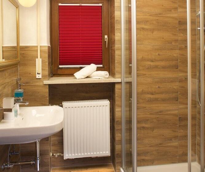 بنسيون Landgasthof Zum Alten Reichenbach