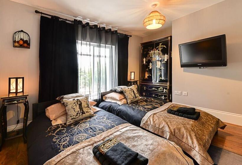 פנסיון Mama’s Inn Boutique Guest House