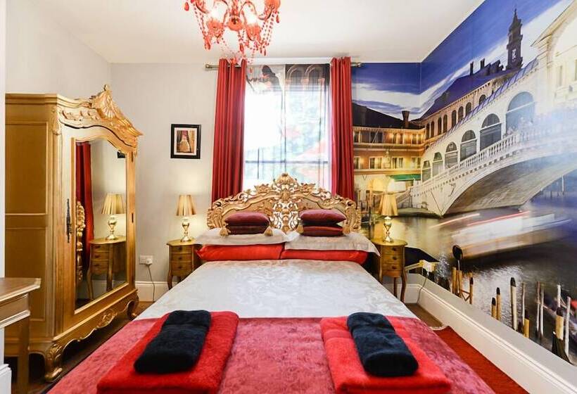 פנסיון Mama’s Inn Boutique Guest House