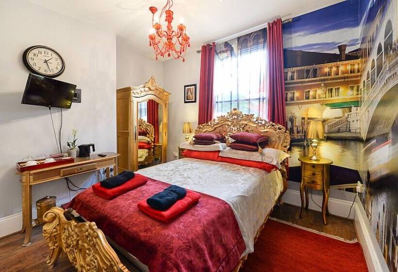 פנסיון Mama’s Inn Boutique Guest House