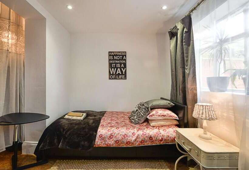 פנסיון Mama’s Inn Boutique Guest House