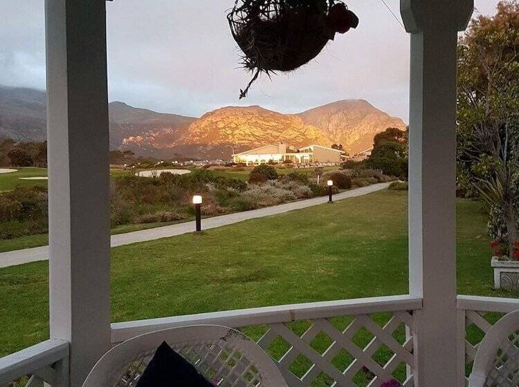 펜션 Mulligans Guest Lodge