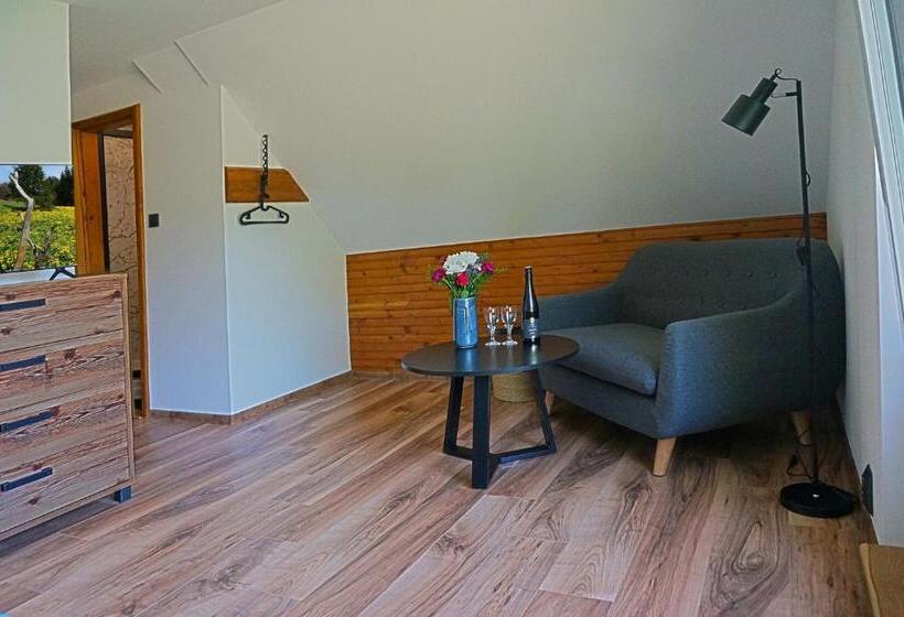 Пансион Penzion A Drevenica Pri Hati