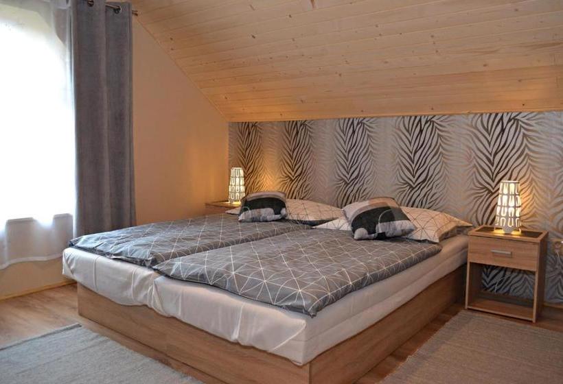 펜션 Penzion Manderlak