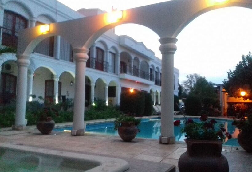 ペンション Portal Del Santo