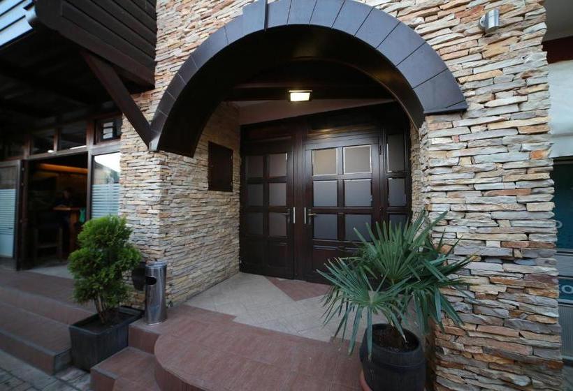 پانسیون Villa Od Alula