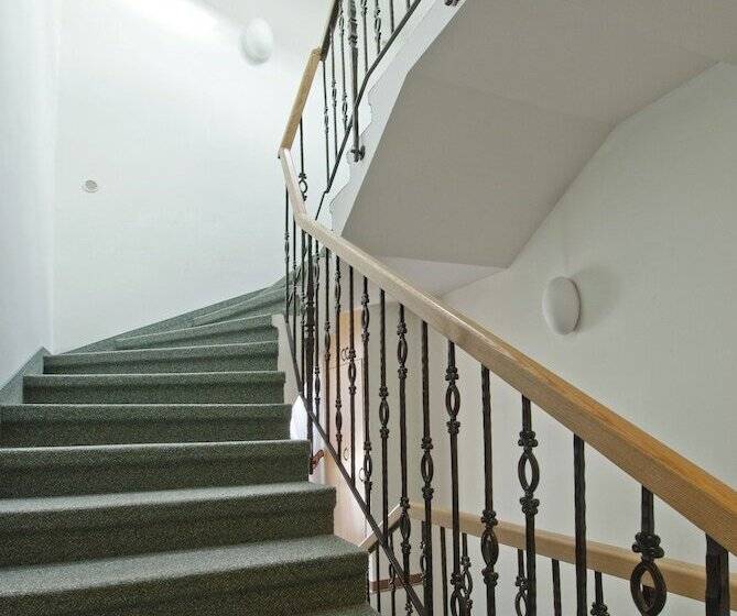 פנסיון Villa Rosa