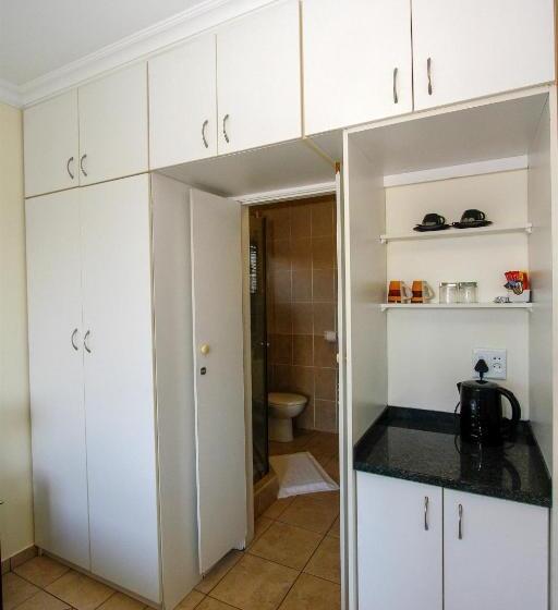 膳宿费 Virginia Forest Lodge