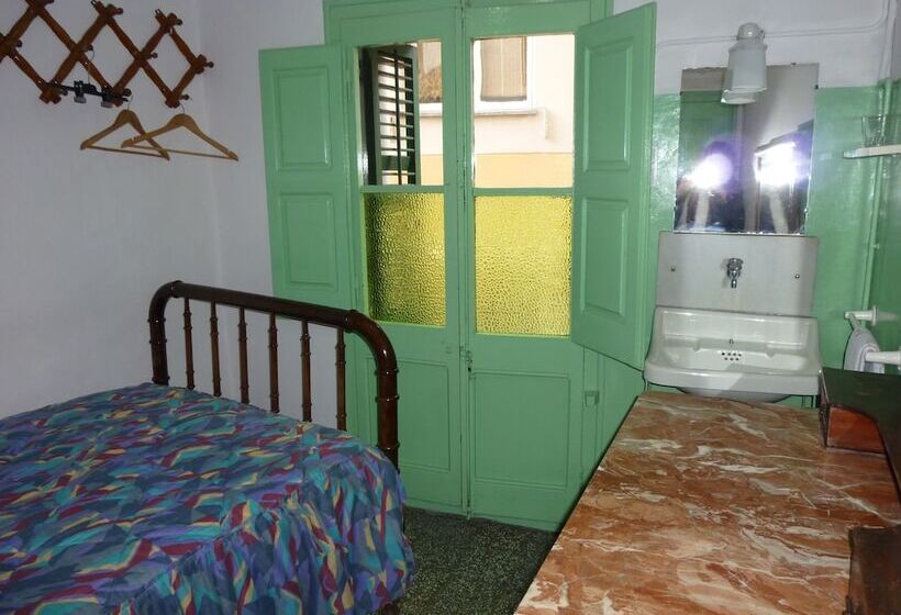 Pension Fonda Vilalta