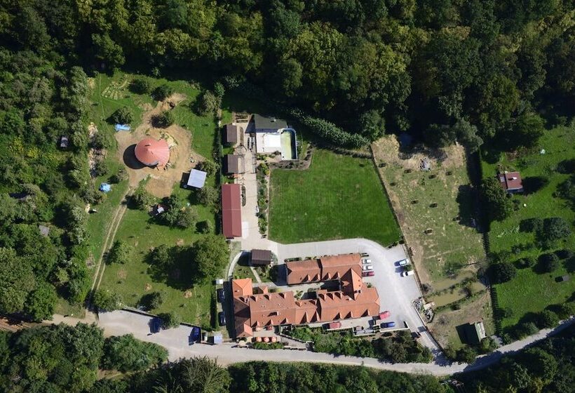 Pension Kadlcuv Mlyn