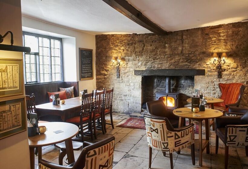 旅馆 Bear And Ragged Staff