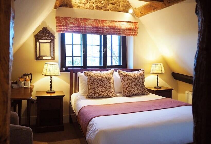 旅馆 Bear And Ragged Staff