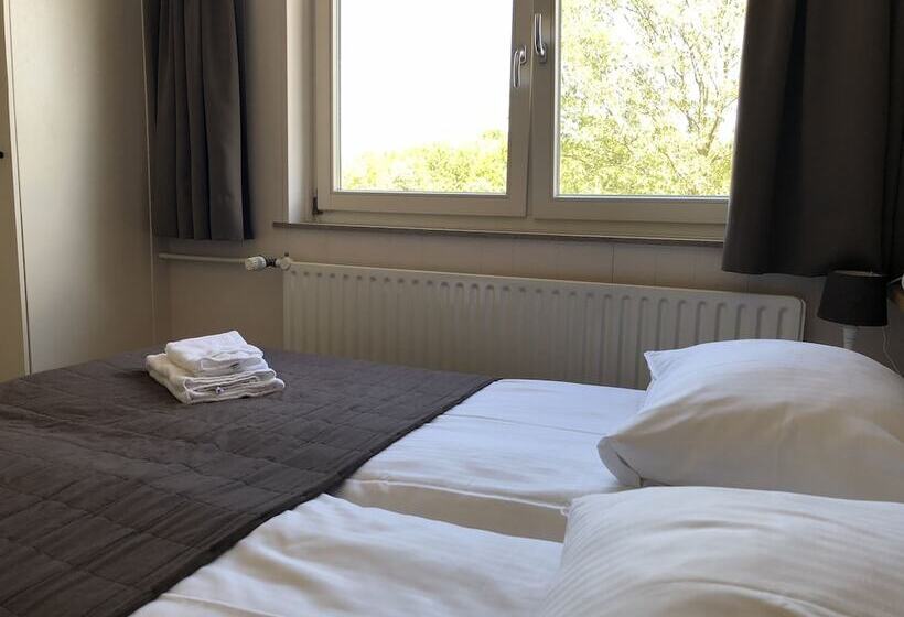 ユースホステル De Plank