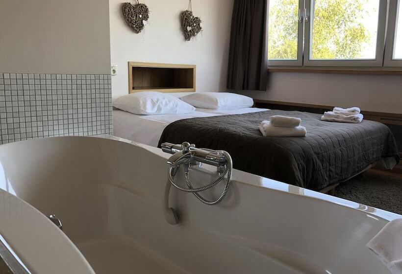 ユースホステル De Plank