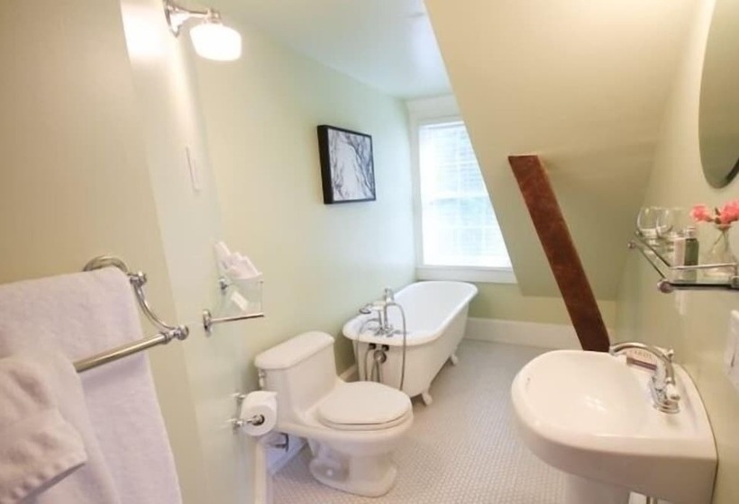 فندق صغير Snapdragon Inn