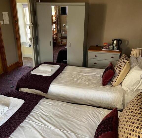 Общежитие The Bridge Inn