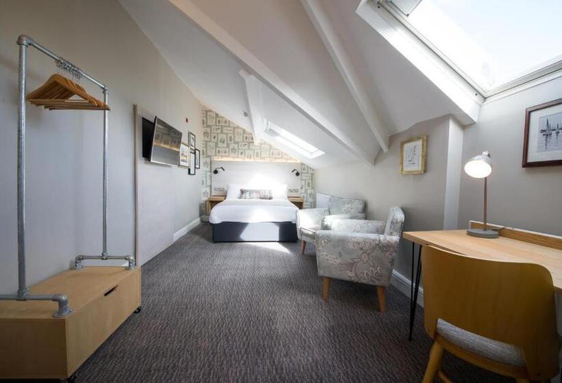 Общежитие The Cow & Calf By Innkeeper S Collection