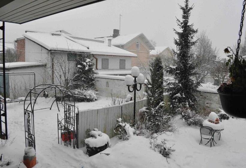 Apartment Hotel Kuukkarin Kortteeri