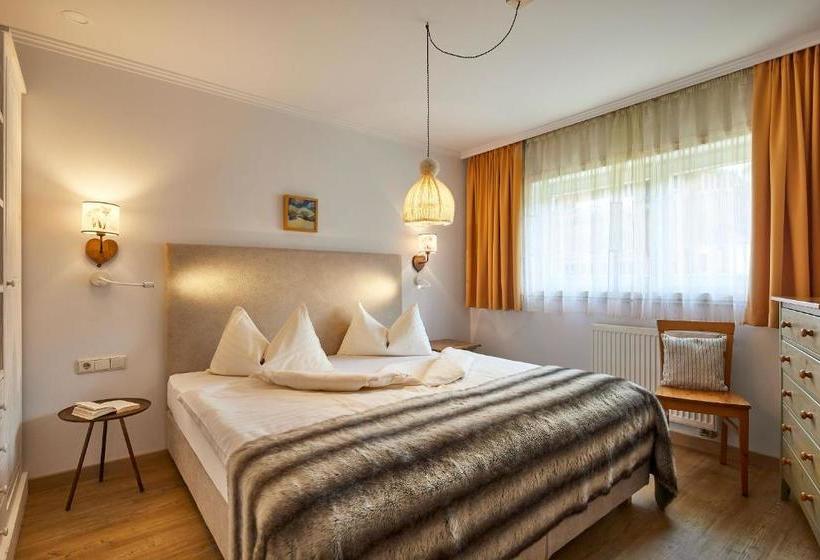 Appartamenti La Sajun & Les Viles