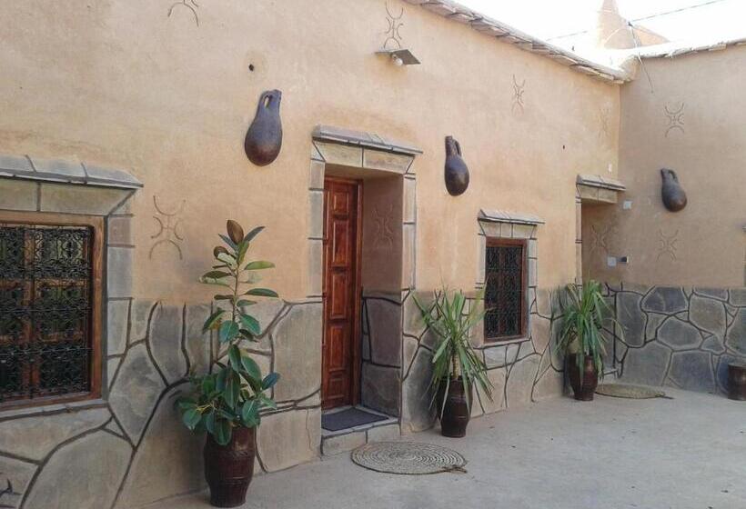 تختخواب و صبحانه Maison D  Hôtes Ait Hmid