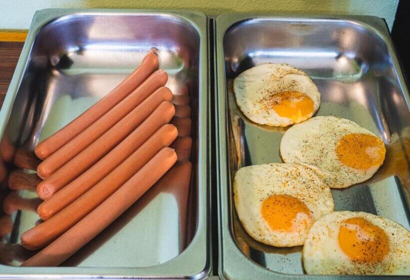 住宿加早餐  Penzion Tofi