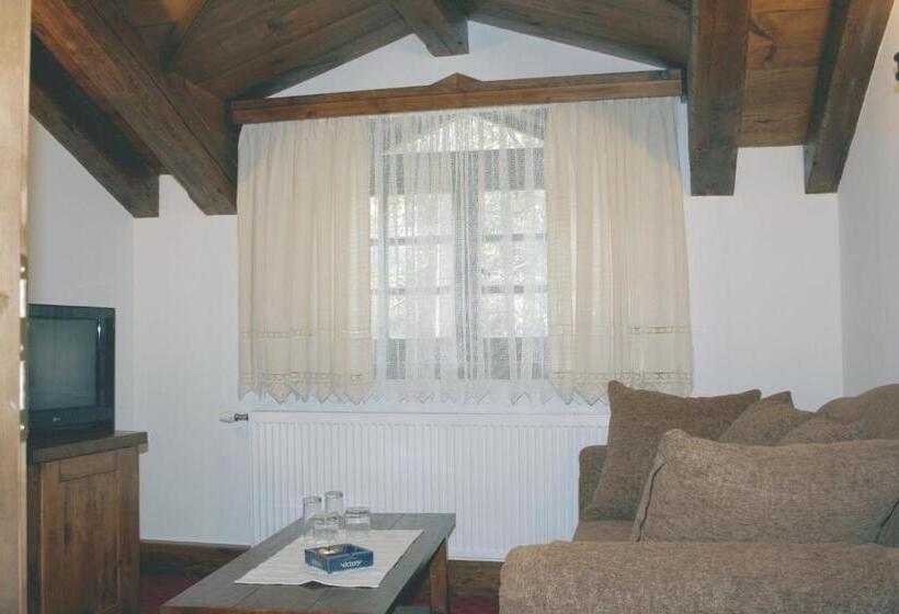 Family Hotel Makedonska Kruchma