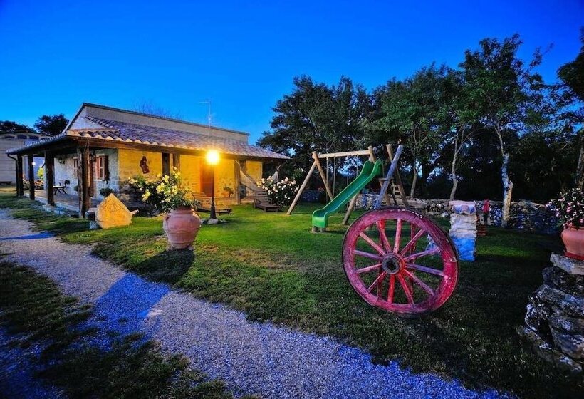 בית מלון כפרי Agriturismo I Monti