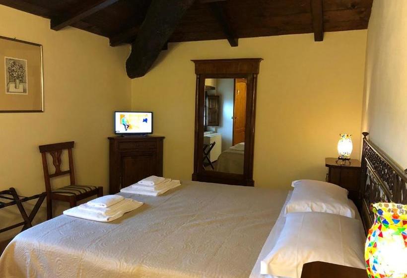 호텔 Antico Borgo De Romolini