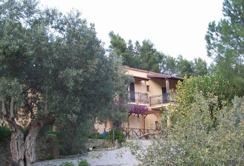 호텔 Azienda Agrituristica Biologica Il Querceto