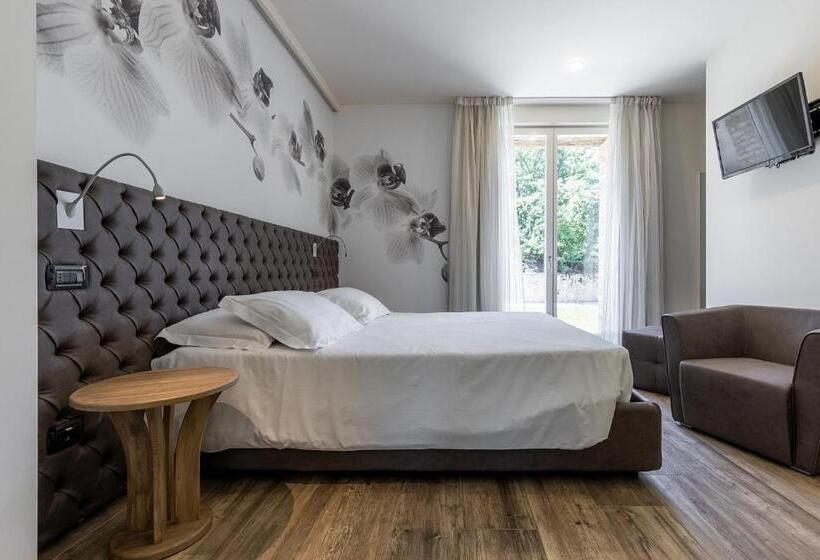 هتل Azienda Agrituristica Calronche