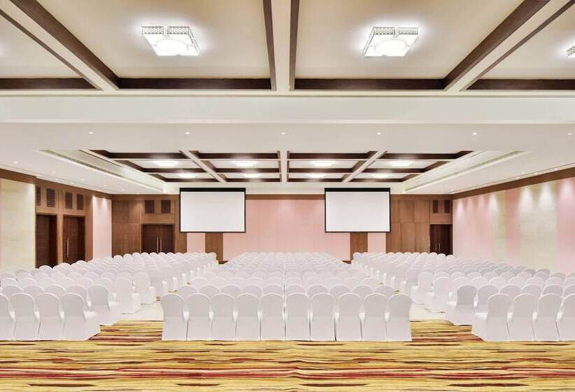 هتل Courtyard By Marriott Madurai