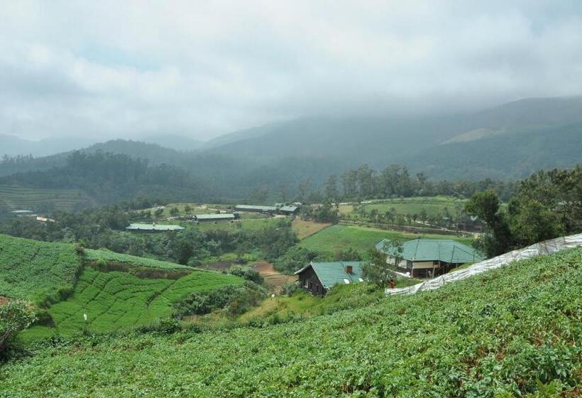 هتل Destiny The Farm Resort