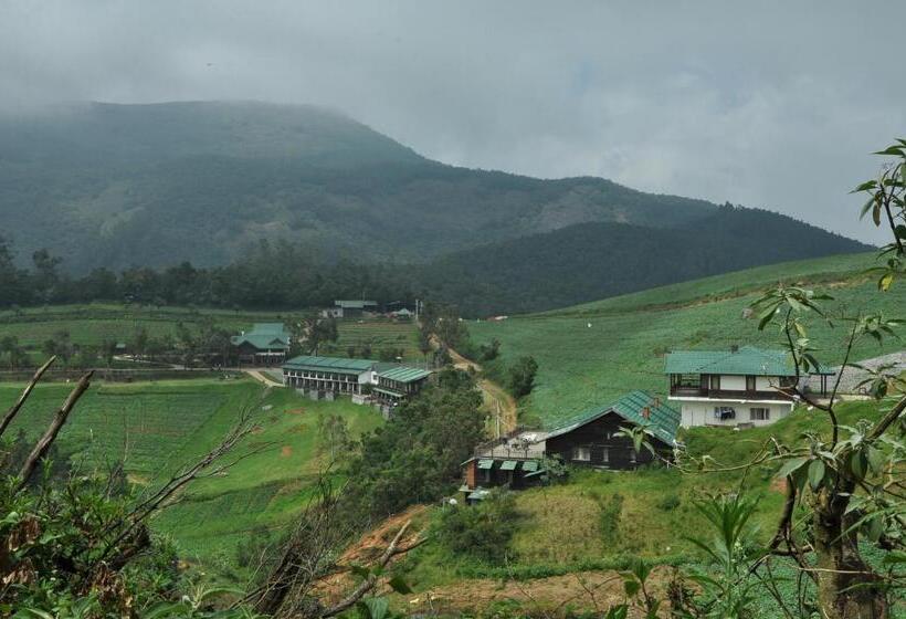 هتل Destiny The Farm Resort