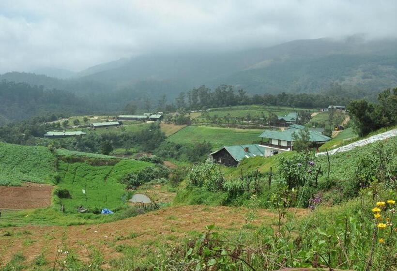 هتل Destiny The Farm Resort