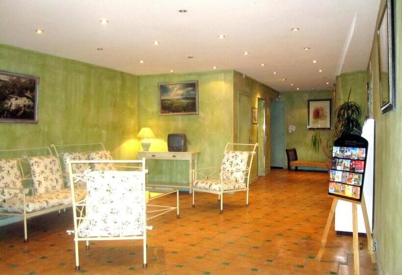 ホテル Hôtel La Bonne Auberge