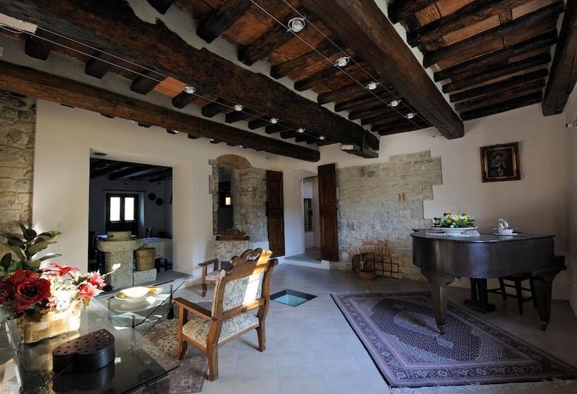 Отель Tenuta Dei Cavalieri