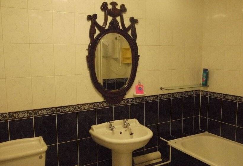 بنسيون 7 Houses