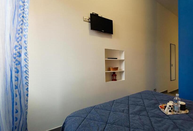 Пансион Adriatic Room 50 M Dalla Stazione Ferroviaria Di Ciampino E Dalla Navetta Aeroportuale