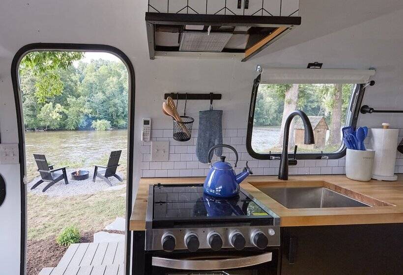 膳宿费 Asheville River Cabins