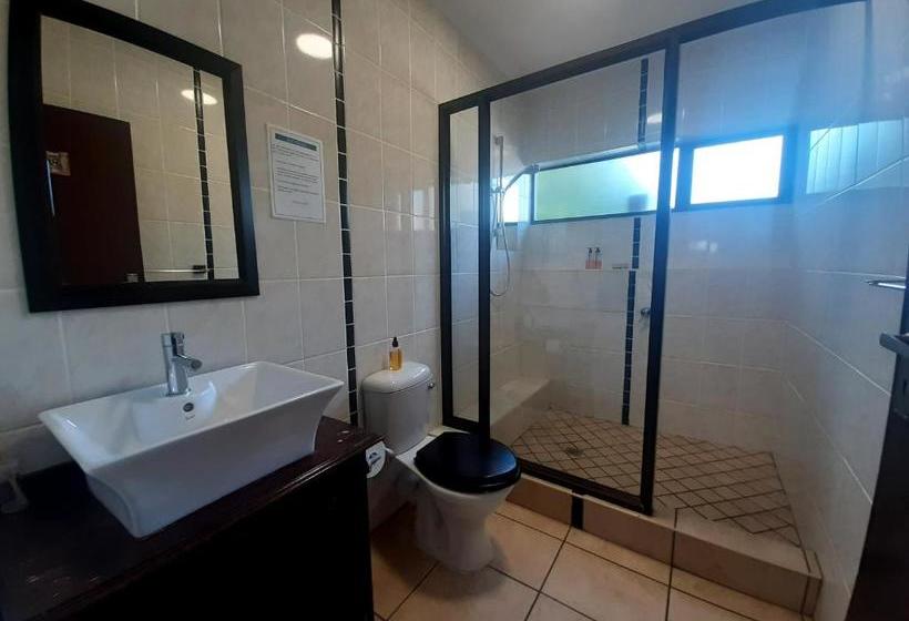 펜션 Croeso Guest House