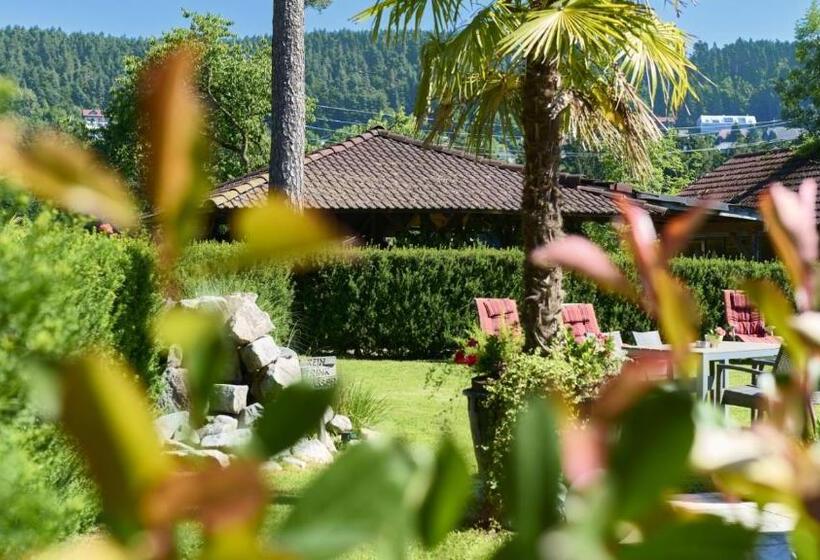 پانسیون Garni Buchenhof