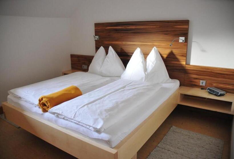 Пансион Gästehaus Brugger