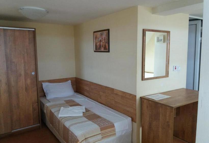 펜션 Guest House Yug