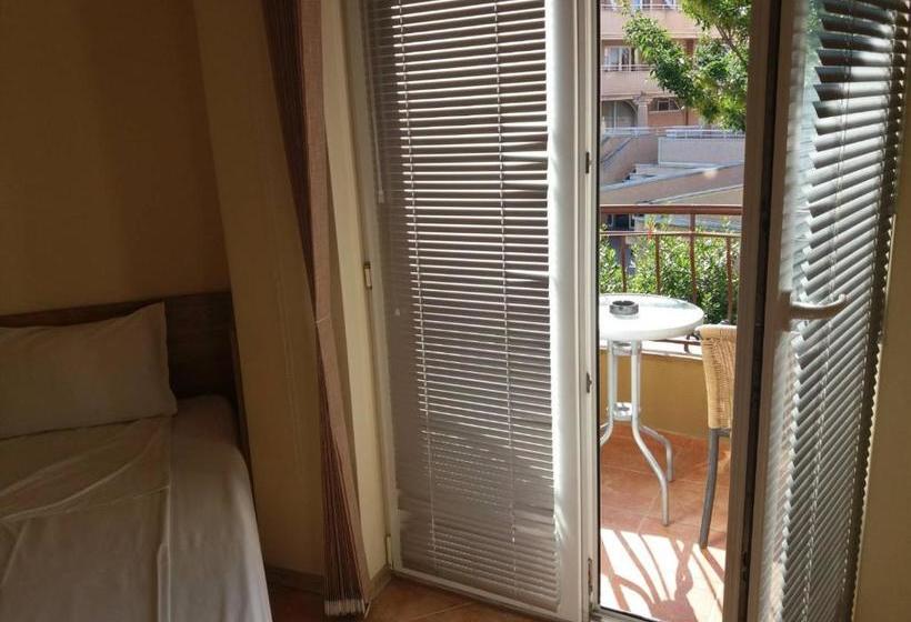 پانسیون Guest House Yug