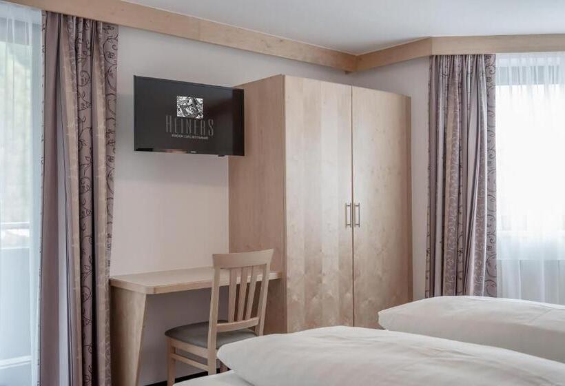 بنسيون Heiners