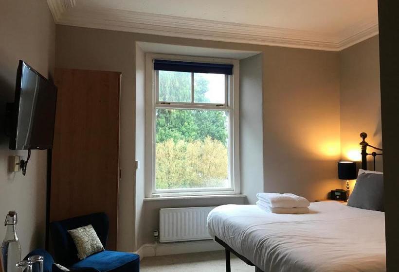 Пансион Hollywood Guest House