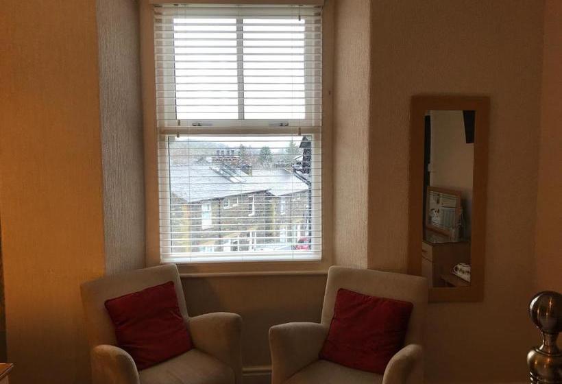 Пансион Hollywood Guest House