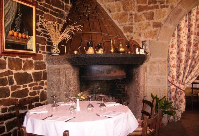 פנסיון Hostal Restaurante Arangoiti